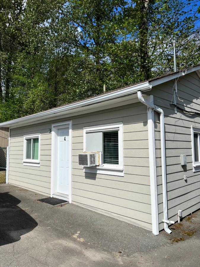 Lake Errock Motel Harrison Mills Extérieur photo